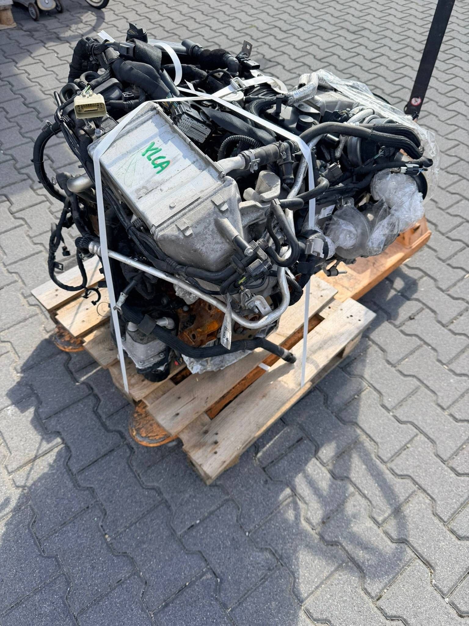 Moteur AOWA pour Ford C-max 2.0 Petrol/Liquified Petroleum Gas (LPG)