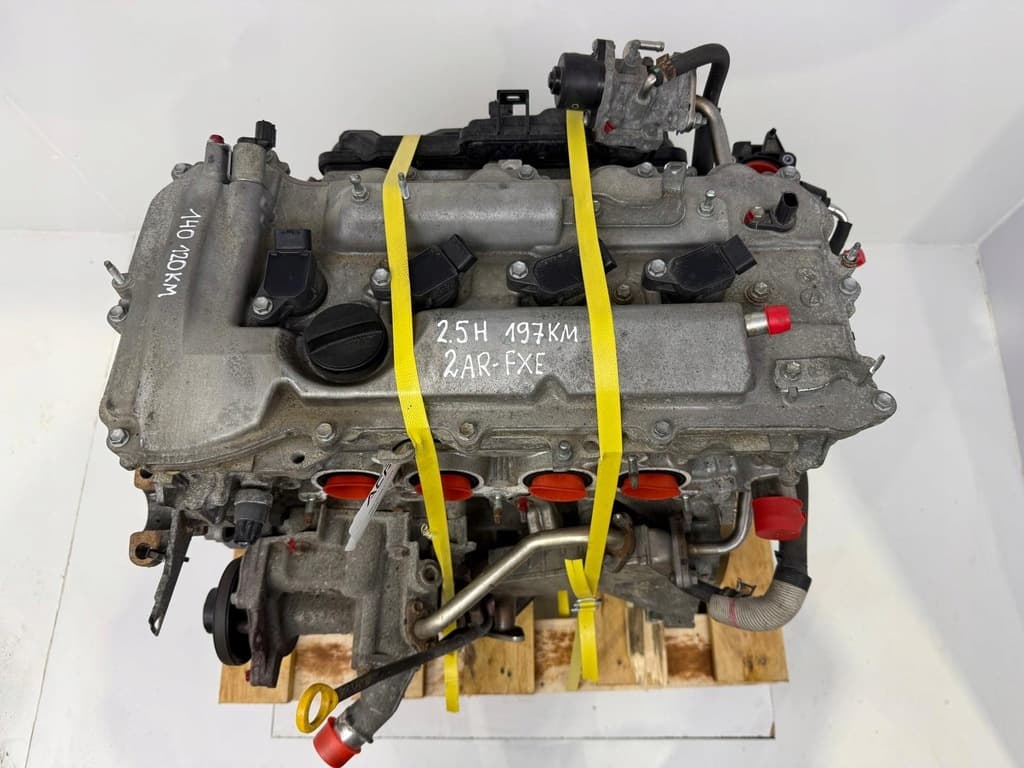 Moteur 2AR-FXE — vue 2
