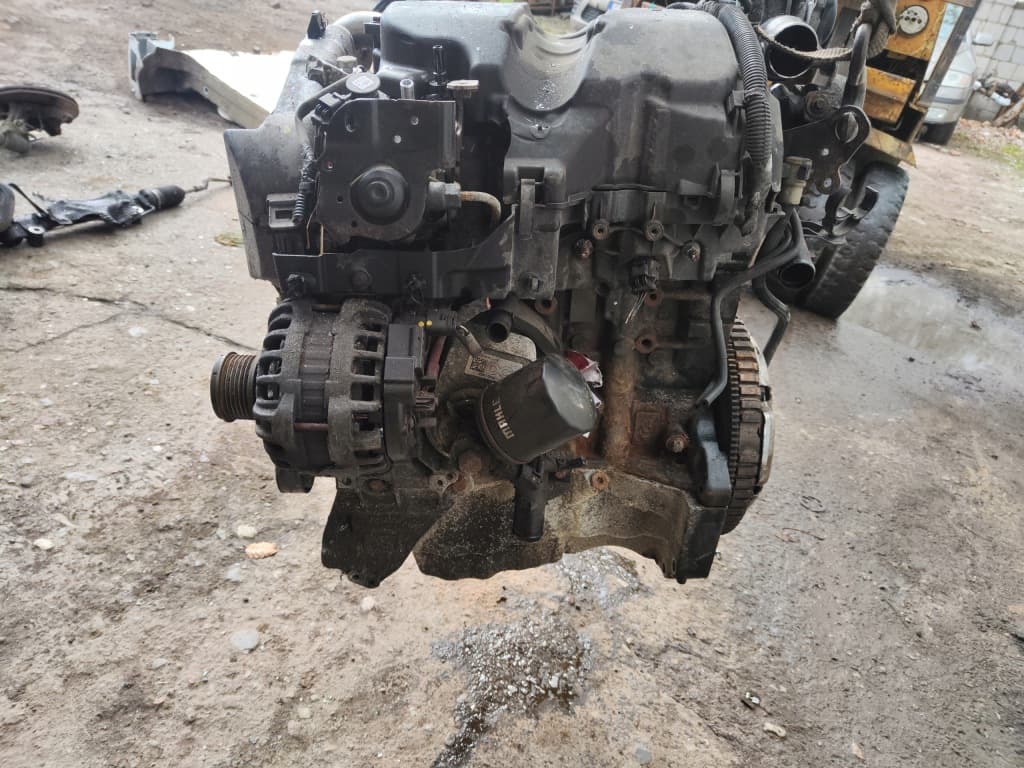 Moteur K9K 820 — vue 2