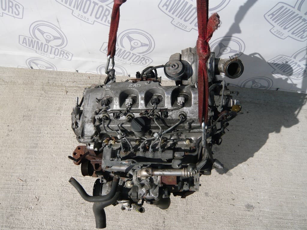 Moteur 2AD-FTV pour Toyota Avensis 2.2 Diesel