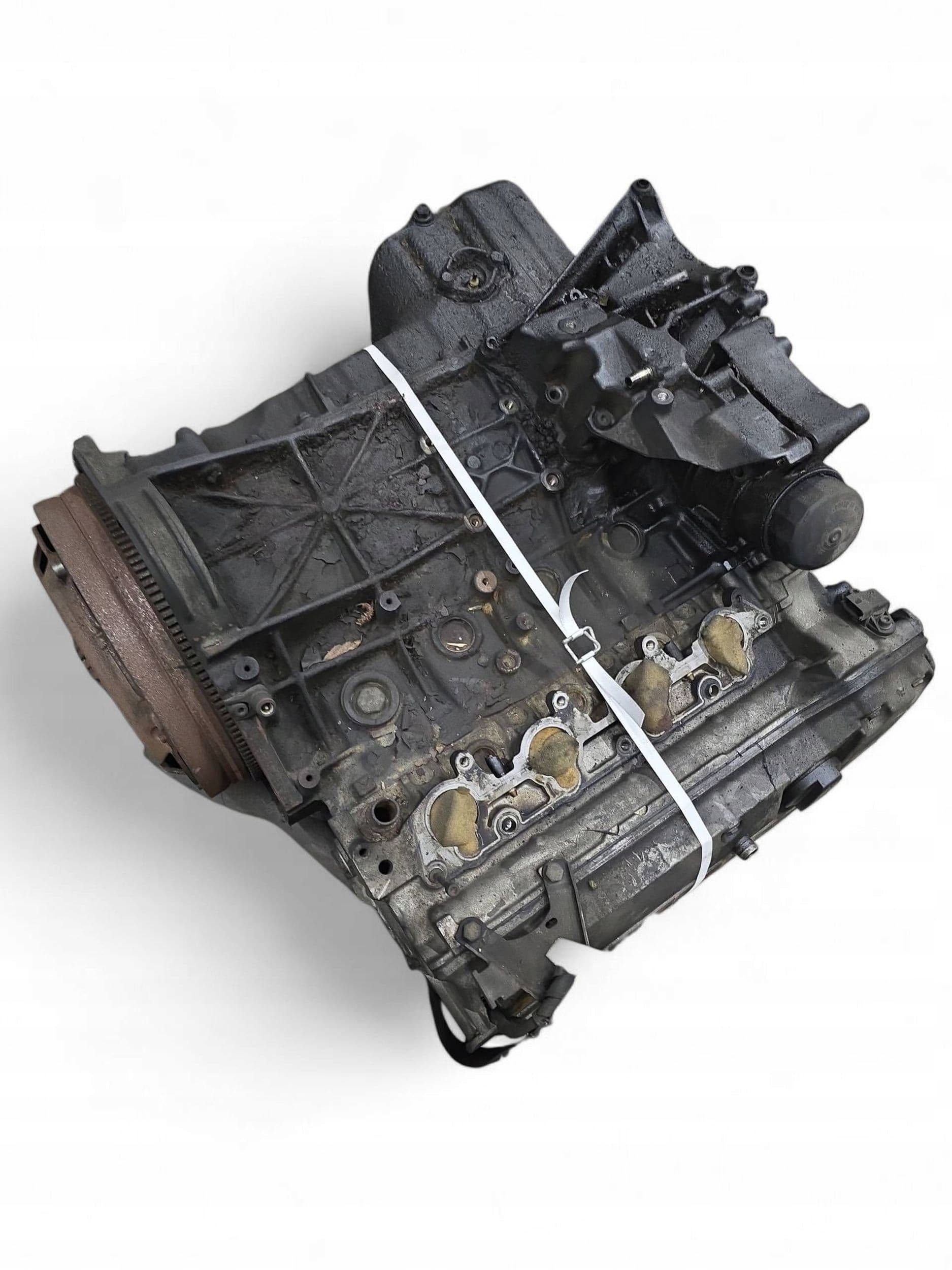 Moteur M 156.985 pour Mercedes-Benz C-class 6.2 Petrol