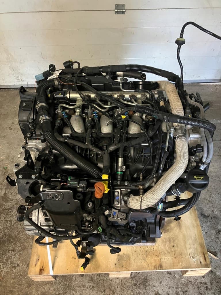 Moteur 4HL (DW12C) - Image 1